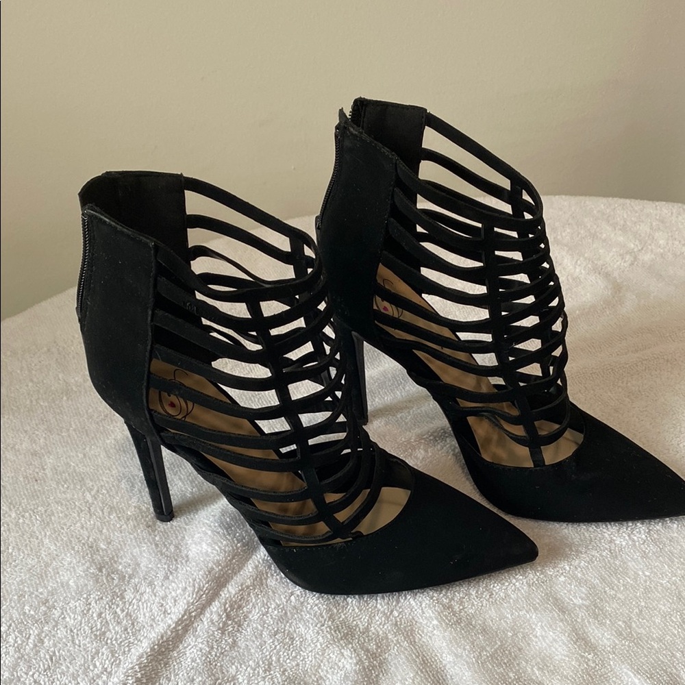 Elegant Black Strappy Heels